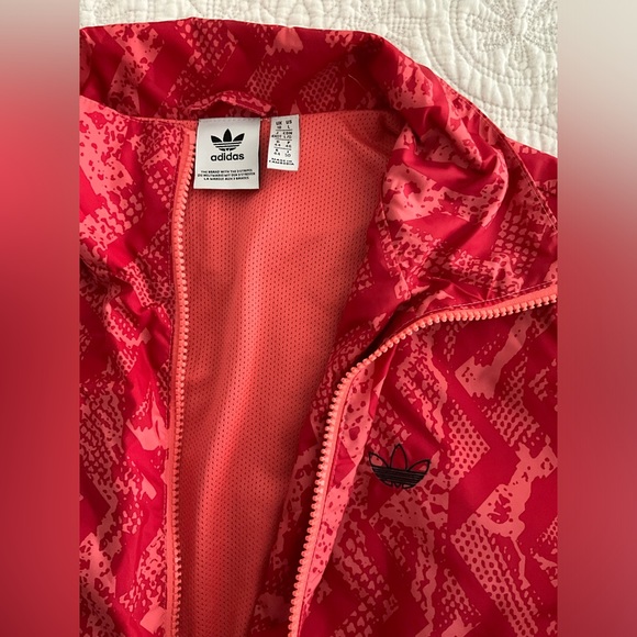 ᴛʀᴀᴄᴋꜱᴜɪᴛ ,  ʙʀᴀɴᴅ: ᴀᴅɪᴅᴀꜱ  ꜱɪᴢᴇ: ʟ , ᴄᴏʟᴏʀ : ʀᴇᴅ & ᴘɪɴᴋ - Picture 9 of 12